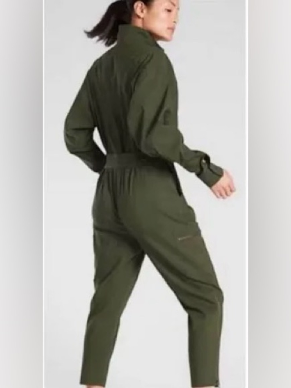 Athleta Lenox Long Sleeve Zip Front Jumpsuit in a Tuscan Olive Green Size: 6 - Picture 2 of 5